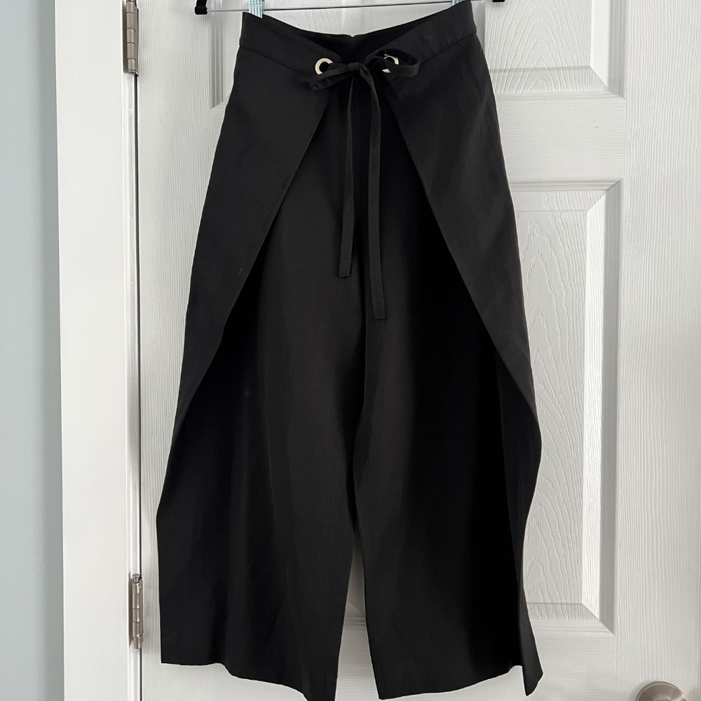 Club Monaco Wide Leg Pants Size 4 Linen blend